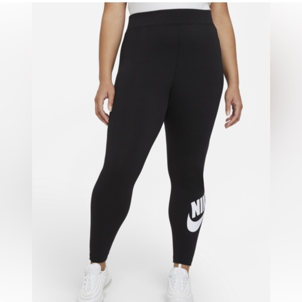 Nike Black High-Waisted Leggings with Swoosh Logo